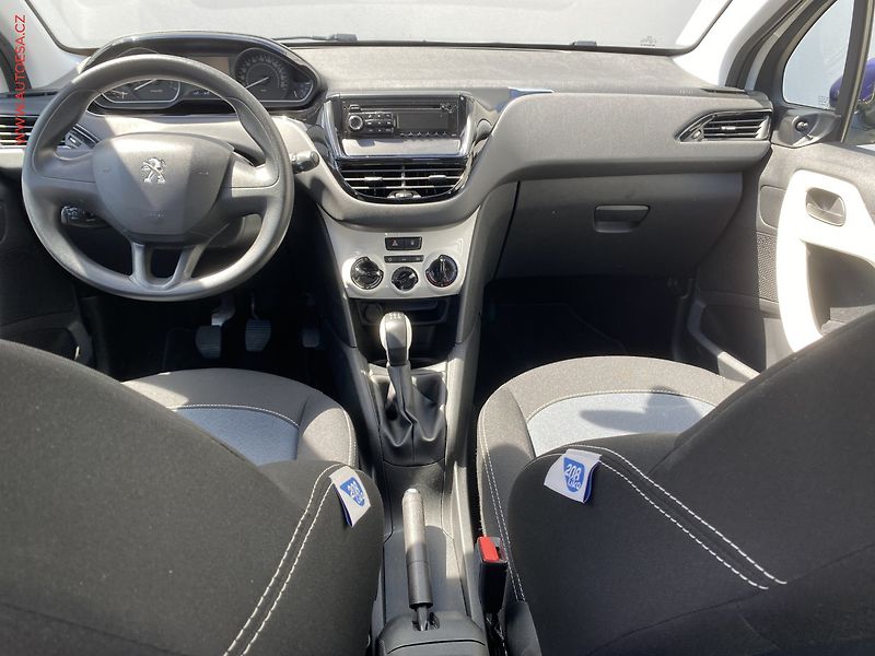 Peugeot 208 (2016) 1.0 PT, AC, tempo - fotka 8 z 15