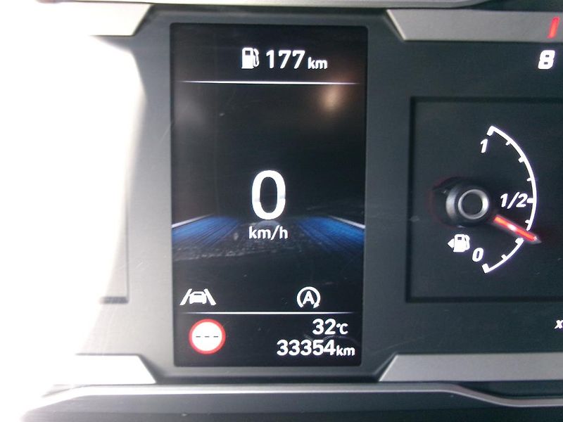 Hyundai Tucson (2022) 1.6 T-GDi KOUP.ČR v ZÁRUCE - fotka 12 z 15