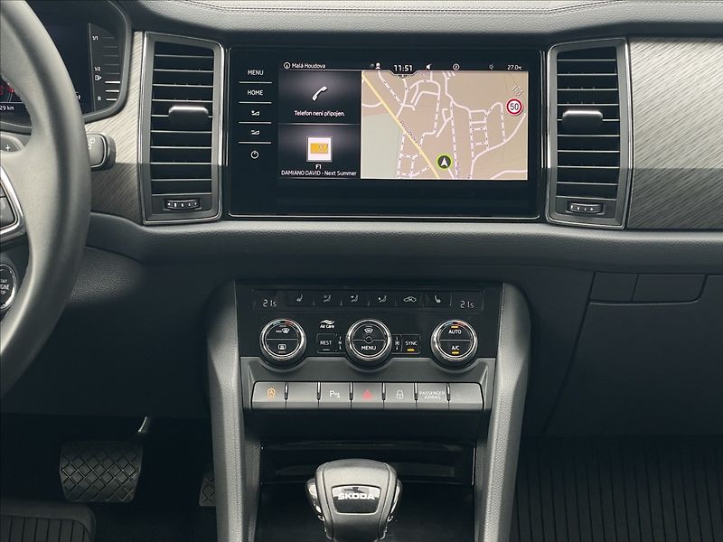 Škoda Kodiaq 2,0 TDI DSG Style NAVI+ACC - fotka 12 z 24