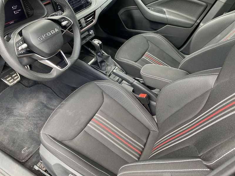 Škoda Kamiq (2025) 1.5 TSI DSG Monte Carlo - fotka 6 z 39