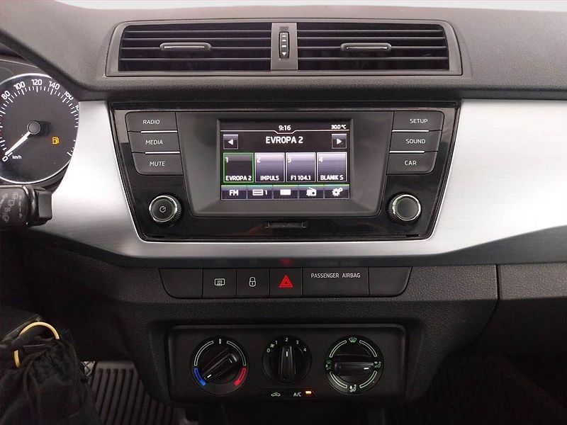 Škoda Fabia (2015) Ambition Plus 1.2 TSI, ČR - fotka 12 z 14
