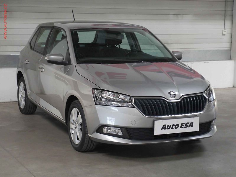 Škoda Fabia (2019) 1.0TSI, 2.maj,ČR, Ambition - fotografie inzerátu