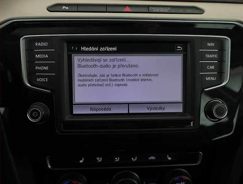 Volkswagen Passat (2015) 2.0 TDI, Automat, Navi - fotka 14 z 18