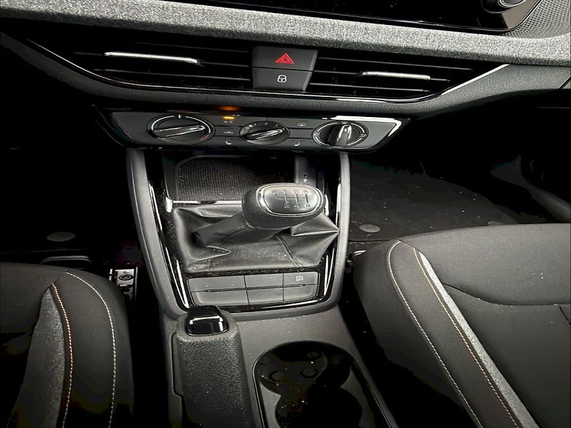 Škoda Scala (2024) SELEC TSI 85/1.0 M6F - fotka 20 z 21
