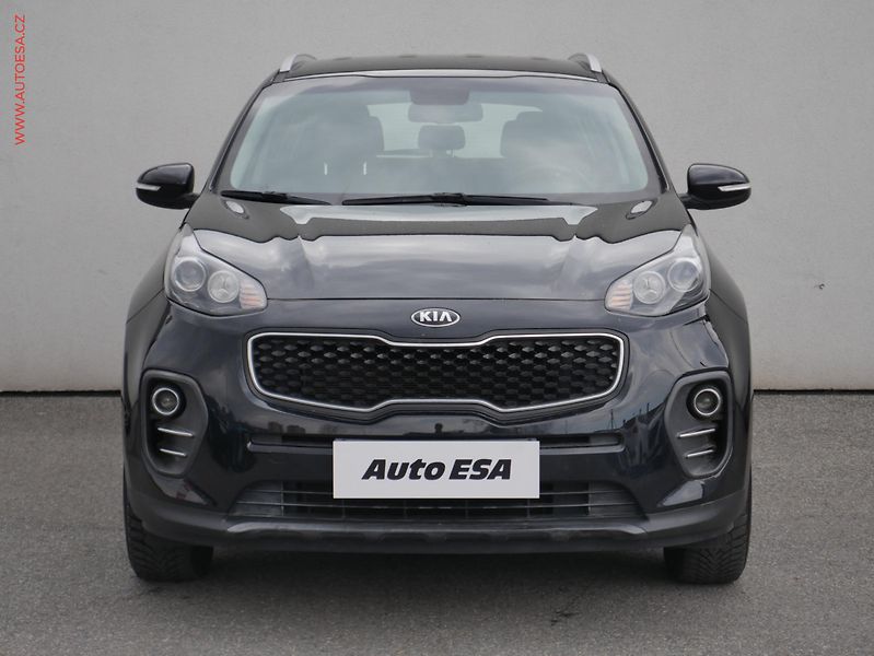 Kia Sportage (2018) 1.6GDi, ČR, Navi, TZ - fotka 2 z 23