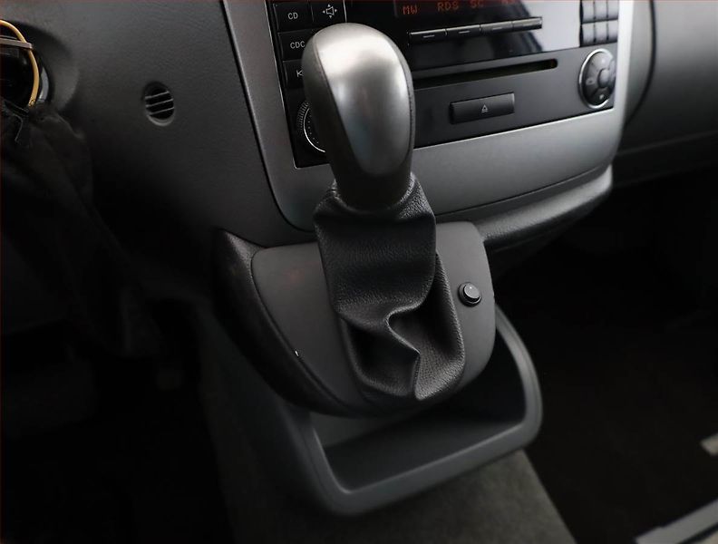 Mercedes-Benz Viano (2009) Trend 3.0 CDI, ČR - fotka 12 z 18