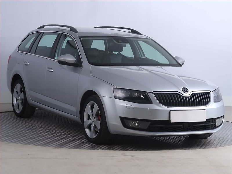 Škoda Octavia (2014) 2.0 TDI, Automat, Xenony - fotografie inzerátu