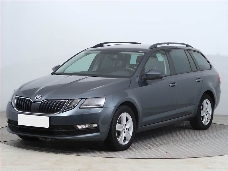 Škoda Octavia (2019) Ambition 1.6 TDI, Serv.kniha - fotka 2 z 14