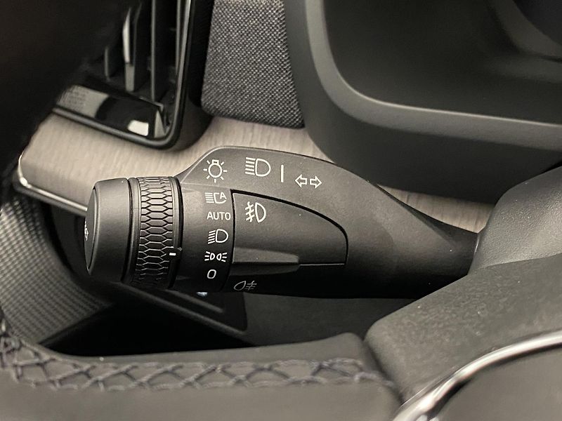 Volvo XC90 (2026) T8 AWD Plug-in BRIGHT ULTRA - fotka 33 z 75