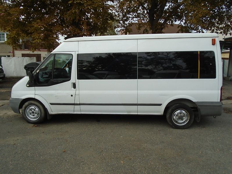 Ford Transit (2013) 2.2 TDCi L3H2 BUS 9 míst * - fotka 7 z 33