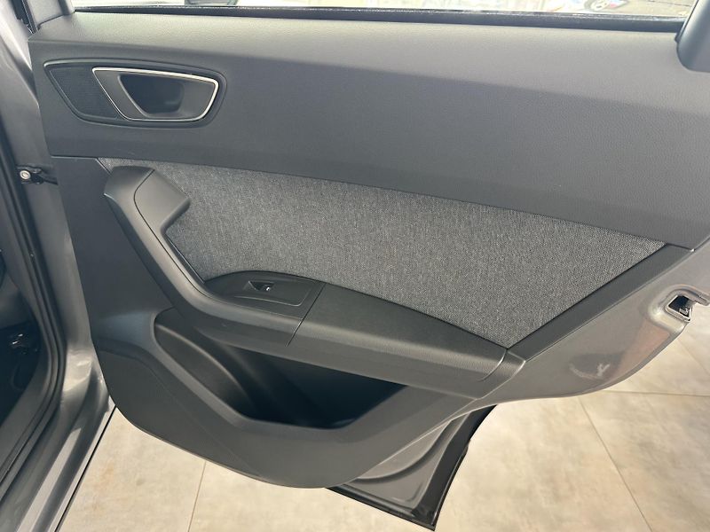 Seat Ateca (2024) 1,5TSi DSG LED ACC - fotka 21 z 33