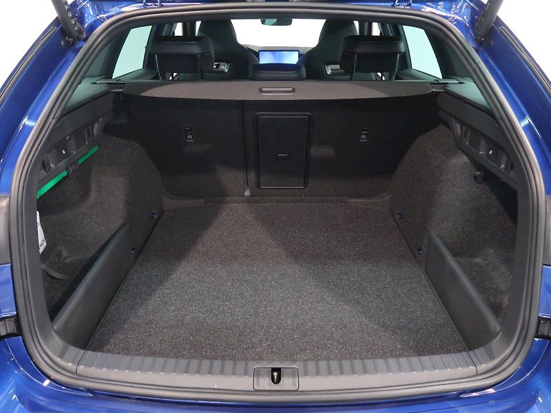 Škoda Octavia (2025) SPORTLINE 2.0TSI 150KW 4x4 DSG - fotka 42 z 44