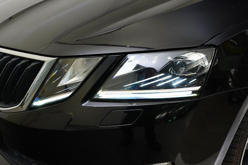 Škoda Octavia - fotka 9 z 28