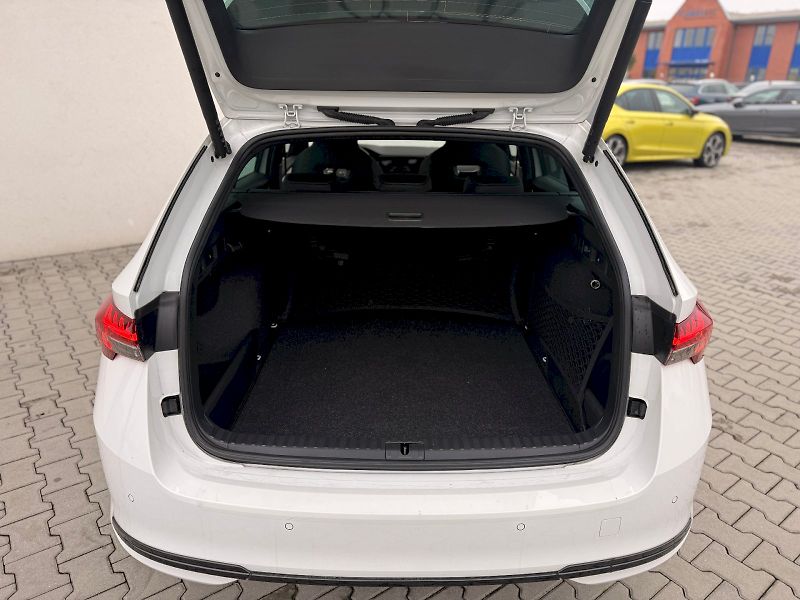Škoda Octavia (2025) OCT.COMBI SPORTLINE 1,5 TSI M- - fotka 9 z 34