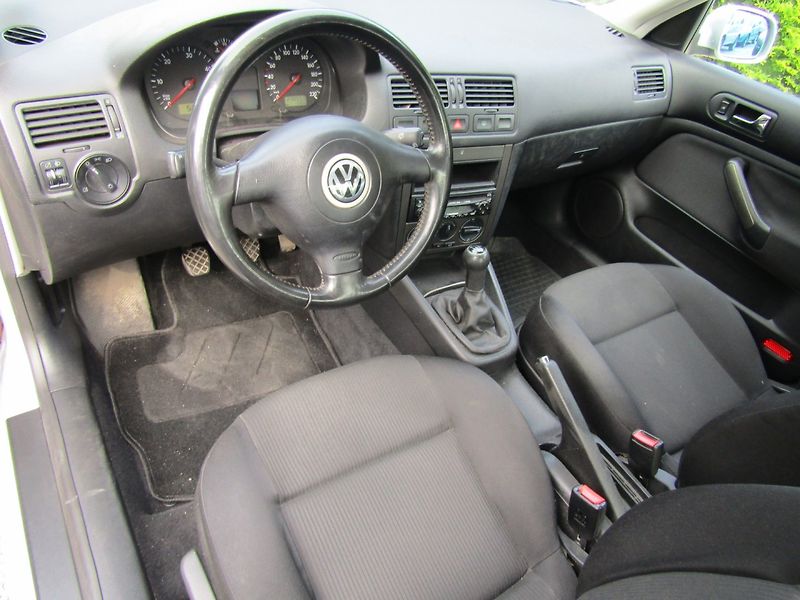 Volkswagen Bora (2000) 1.9 TDI 66kW  BEZ KOROZE - fotka 13 z 33