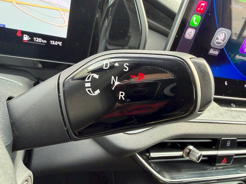 Škoda Kodiaq (2025) 2.0 TDI 4x4 Exclusive Selectio - fotka 16 z 35