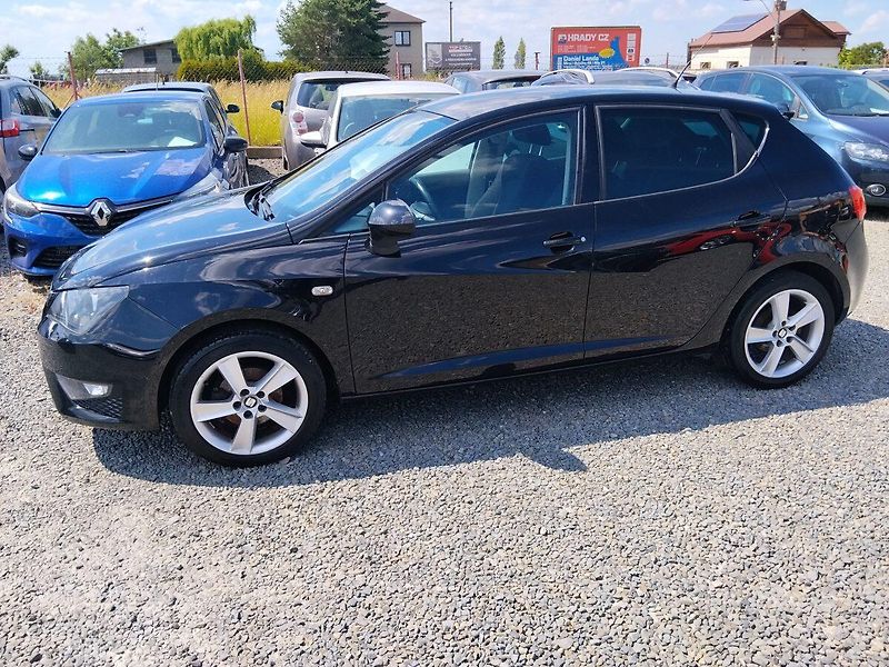 Seat Ibiza (2015) - fotka 21 z 25