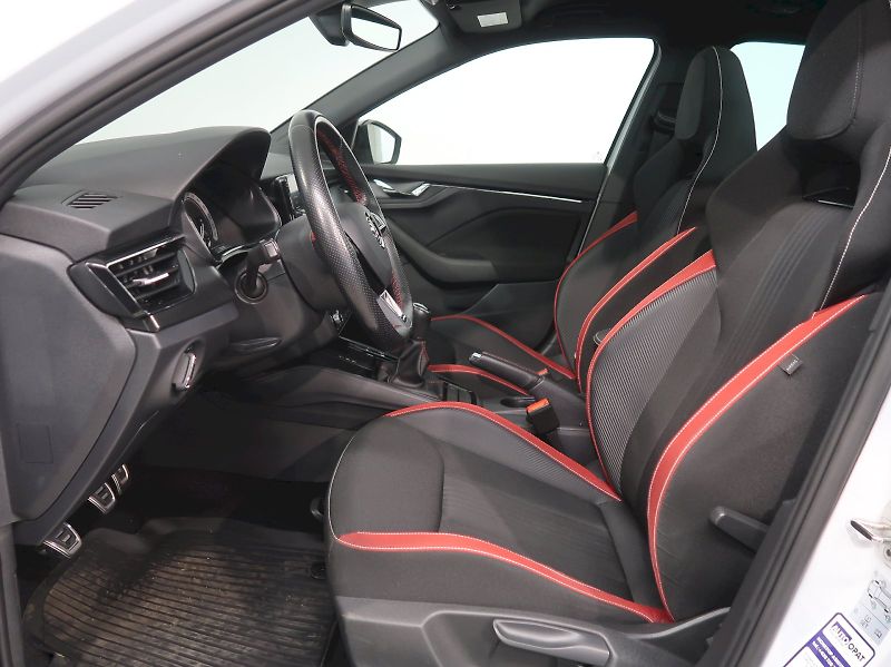 Škoda Scala (2020) MONTE CARLO 1.0TSI 70KW - fotka 13 z 36