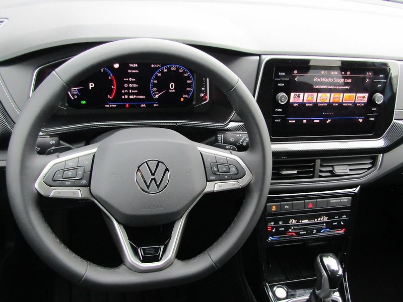 Volkswagen T-Cross R-Line People1.5 TSI 110 kW 7D - fotka 21 z 34