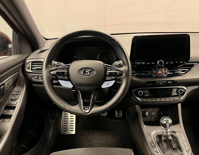 Hyundai i30 2.0 T-GDI 280k N Performance F - fotka 5 z 18