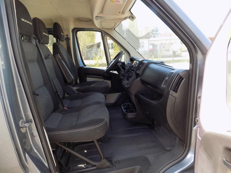 Fiat Ducato (2015) 2 3 96KW 7 MIST 3STR SKLÁPĚČ  - fotka 32 z 53