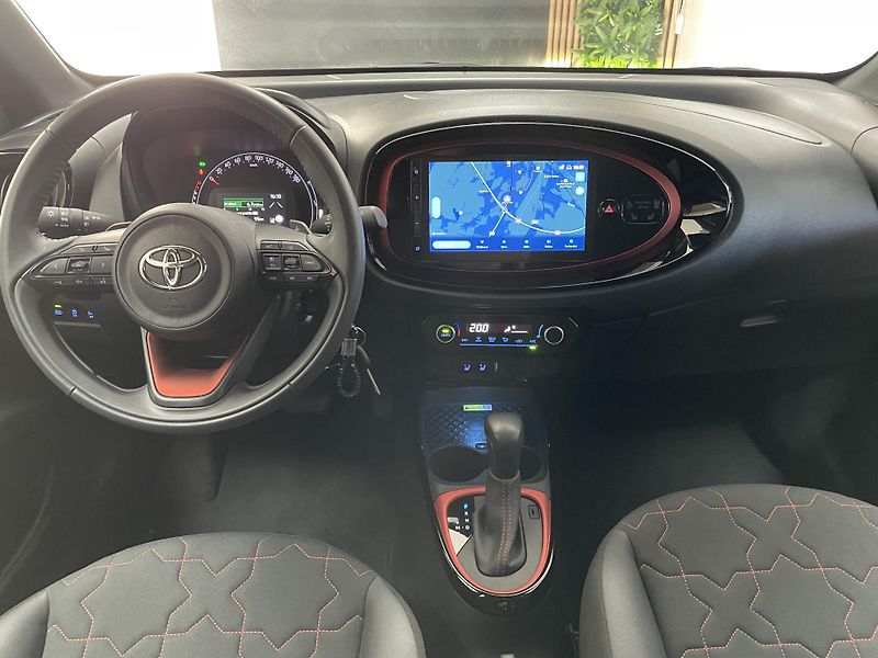 Toyota Aygo X AUTOMAT ČR REZERVACE  - fotka 20 z 27