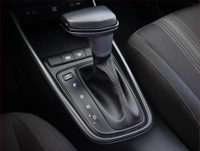 Hyundai i20 (2022) 1.0 T-GDI MHEV, Automat - fotka 13 z 17
