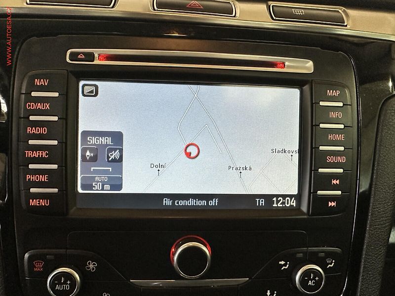 Ford Galaxy (2012) 2.0TDCi 7míst, AT, navi - fotka 16 z 21
