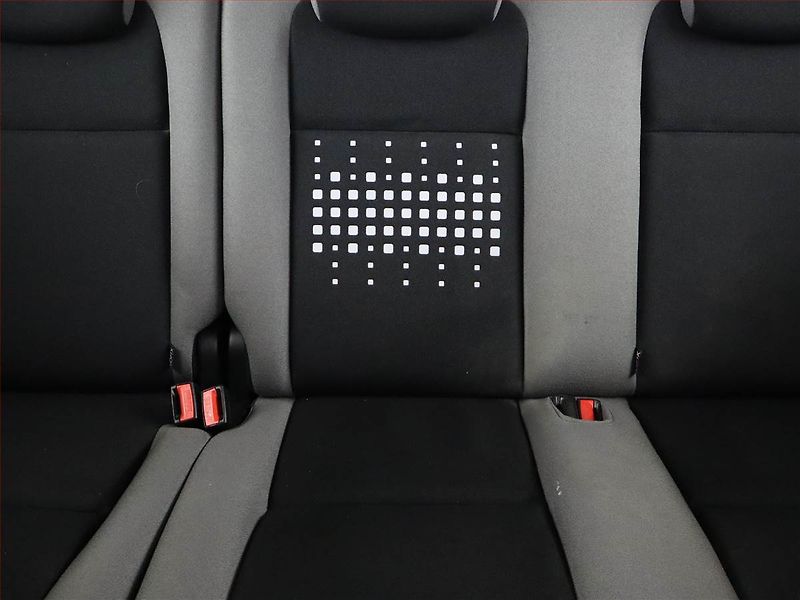 Citroën Berlingo (2015) Feel 1.6 BlueHDi, 5Míst, ČR - fotka 8 z 13