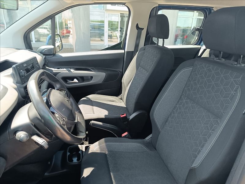 Peugeot Rifter 1,5 BlueHDi Active - fotka 14 z 19