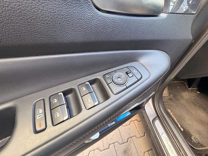 Hyundai Tucson 1.6-HYBRID-PREMIUM-N-LINE - fotka 41 z 41