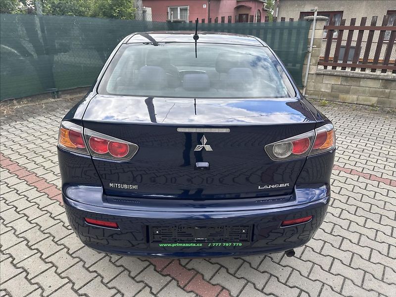 Mitsubishi Lancer 1,6 1.majitel - fotka 4 z 22