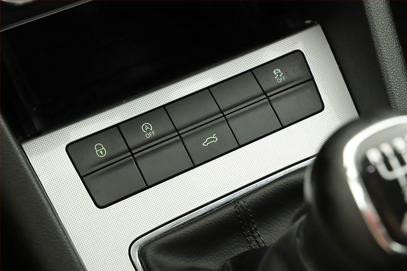 Škoda Octavia (2013) 2.0 TDI 4x4, 4X4, Navi - fotka 13 z 20