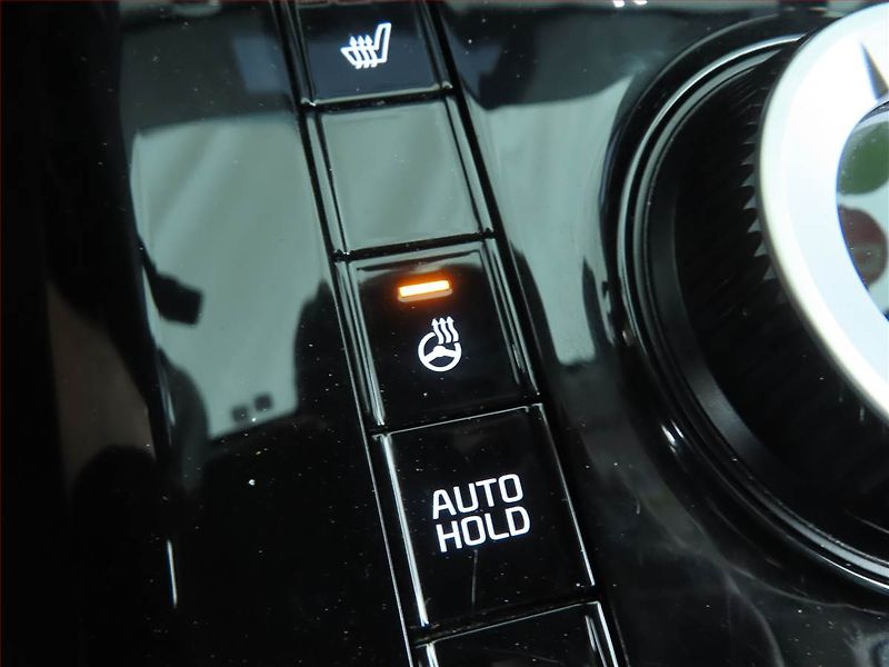 Kia Niro (2023) EV, SoH 100% - fotka 22 z 26
