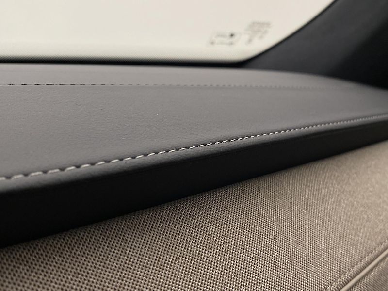 Volvo XC90 (2026) T8 AWD Plug-in BRIGHT ULTRA - fotka 38 z 75