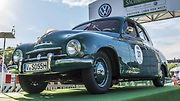 Škoda 1200 na startu veteránské rallye
