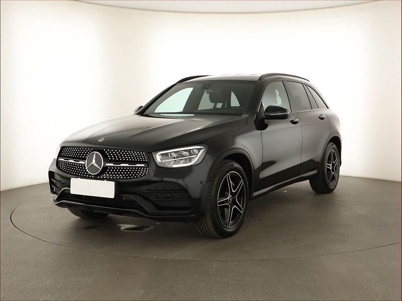 Mercedes-Benz GLC (2021) 220 d 4MATIC - fotka 2 z 17