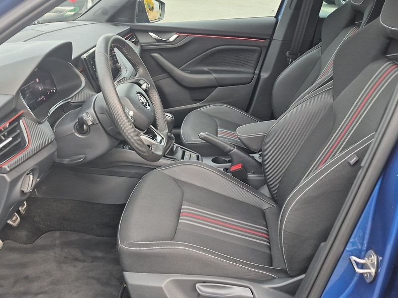 Škoda Kamiq Monte Carlo  1,5 TSI 110 kW - fotka 10 z 28