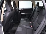 Volvo XC60 2,4 D3 120kW Momentum AWD AUT - náhled 14