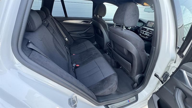 BMW Řada 5 530xd Touring Mpaket ČR DPH - fotka 11 z 17