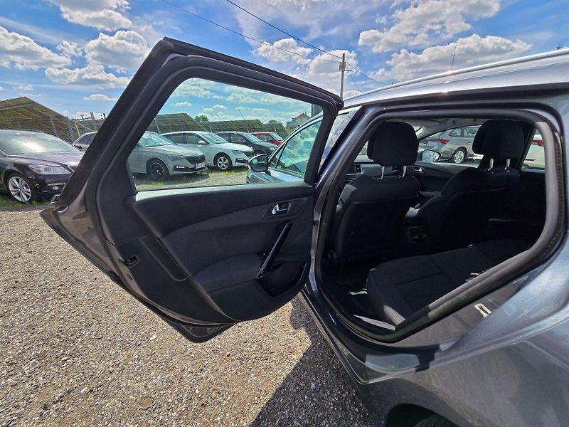 Peugeot 508 (2012) SW 1.6 HDi automat - fotka 11 z 22