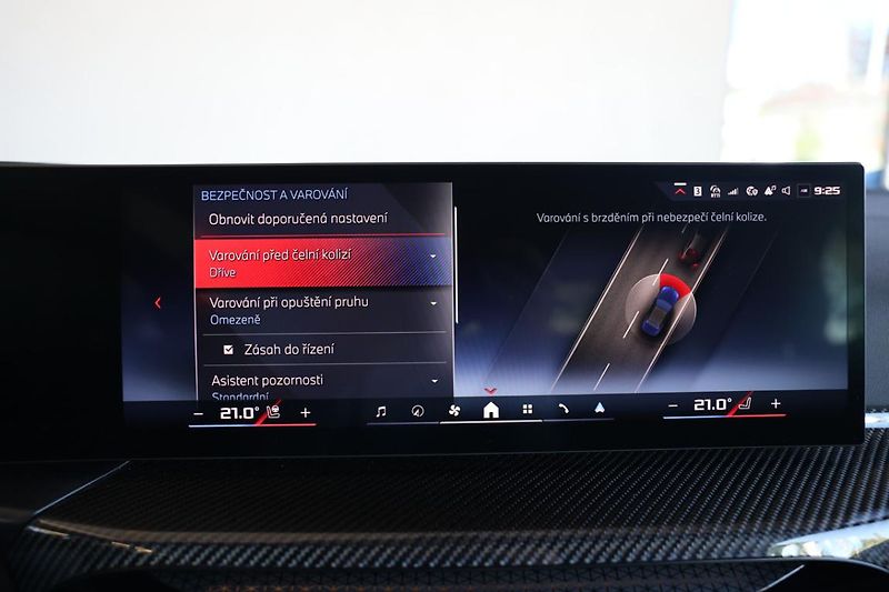 BMW Řada 4 M440i xDrive Convertible - fotka 17 z 27
