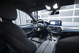 BMW Řada 5 530e xDrive M Sport ČR DPH   2 - náhled 42