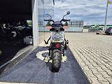 Royal Enfield (2026) Guerrilla 450 - náhled 24