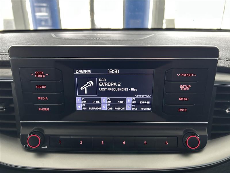 Kia Ceed 1,5   T-GDI 118kW,FRESH,1.MAJ, - fotka 15 z 22