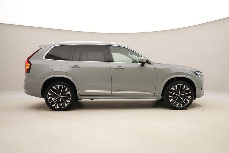Volvo XC90 (2026) B5 AWD AUT BRIGHT PLUS 7míst - fotka 13 z 55