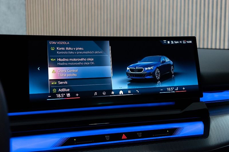 BMW Řada 5 540d xD ///M*ZÁRUKA*TAŽNÉ*ČR 1 - fotka 37 z 51