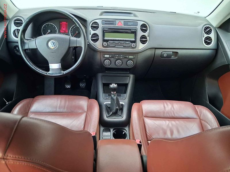 Volkswagen Tiguan (2008) 2.0 TSi 4x4, 2.maj, AC, kůže - fotka 8 z 17