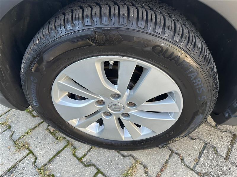 Suzuki SX4 S-Cross 1,6 4x4 AUTOMAT - fotka 26 z 28