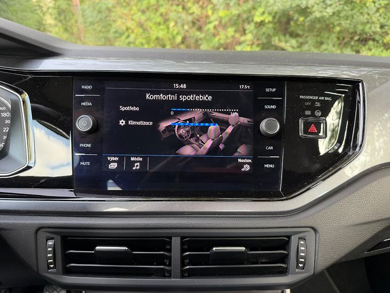 Volkswagen Polo (2019) 1.0 TSI / 70 kW  - fotka 13 z 19